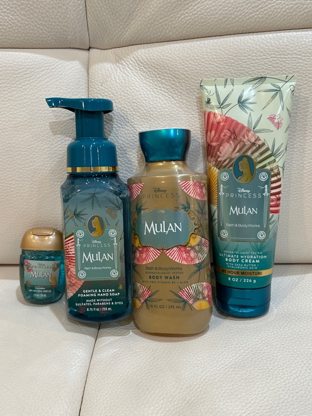 Bath & Body Works Disney Princess Mulan 4 Pieces Bath and Body Care Set